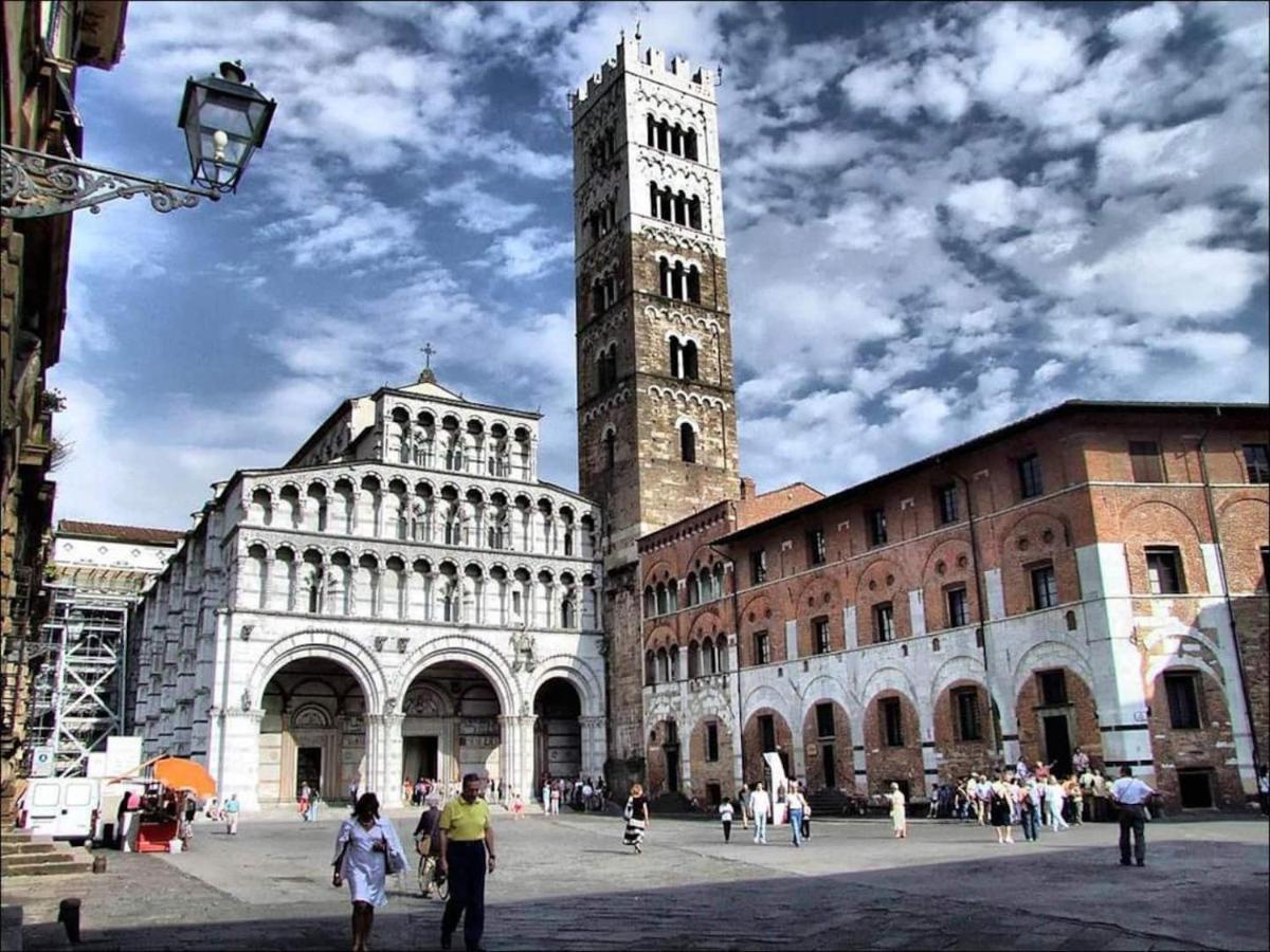 All'Interno Delle Mura Appartamento Con Wi-Fi E Netflix ลุคคา ภายนอก รูปภาพ