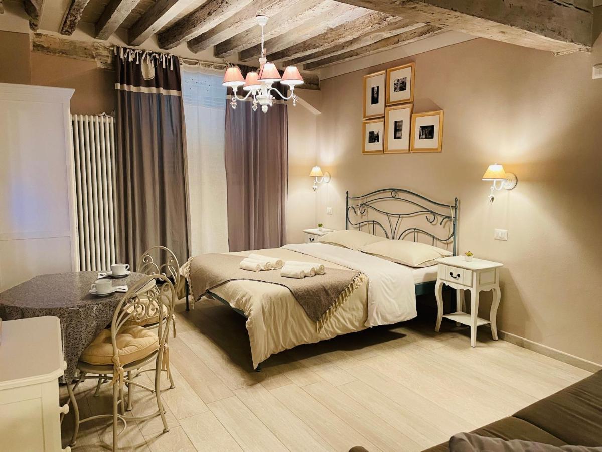All'Interno Delle Mura Appartamento Con Wi-Fi E Netflix ลุคคา ภายนอก รูปภาพ