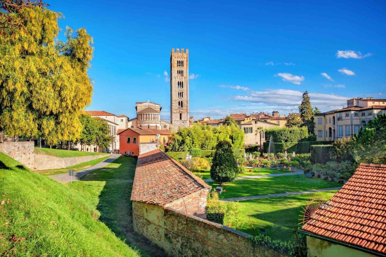 All'Interno Delle Mura Appartamento Con Wi-Fi E Netflix ลุคคา ภายนอก รูปภาพ